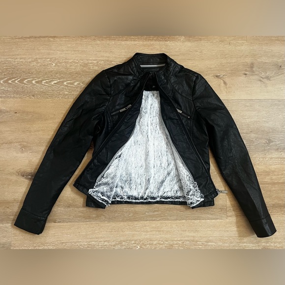 J2 Vegan Leather Jacket - Picture 2 of 6